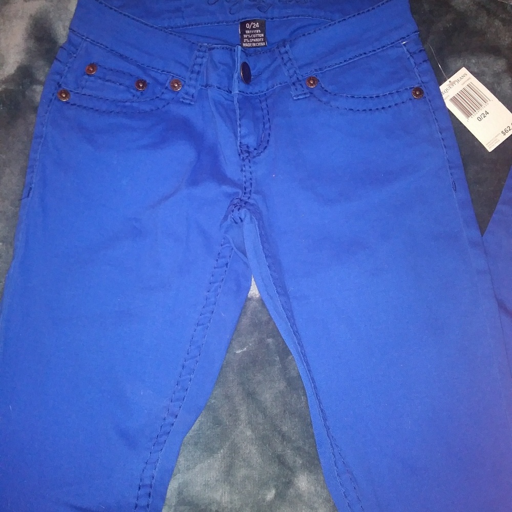 Request Jeans